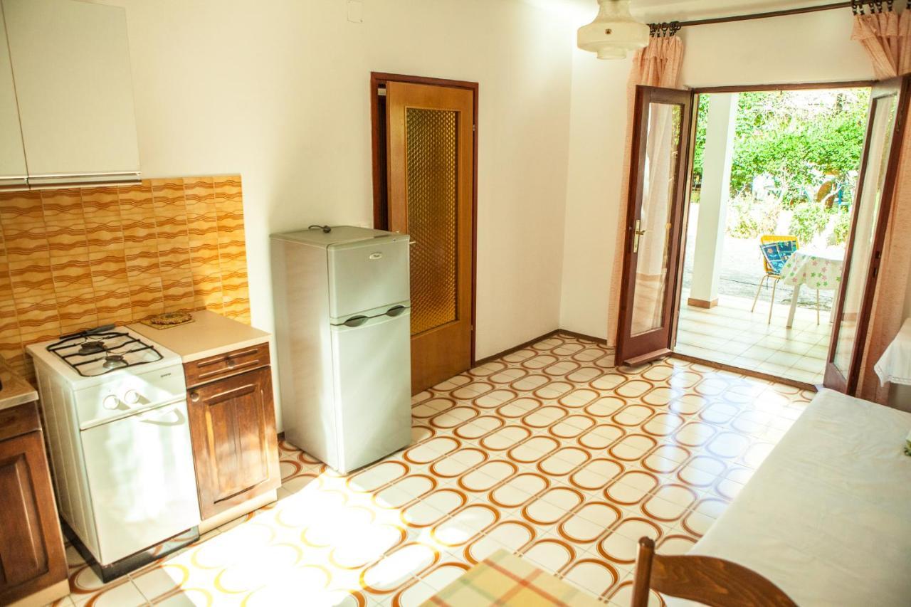 Apartments Alma Novalja Bagian luar foto